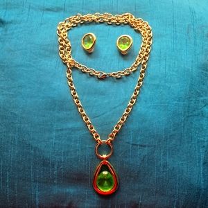 Joan Rivers Classic Statement Jewellery Gold Green necklace earrings Gift Set
